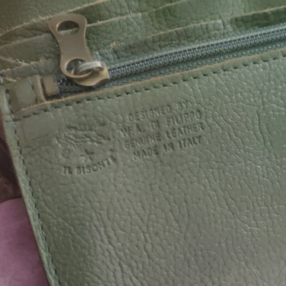 Green IL BISONTE Snap Button Closure Leather Wallet - Picture 9 of 14